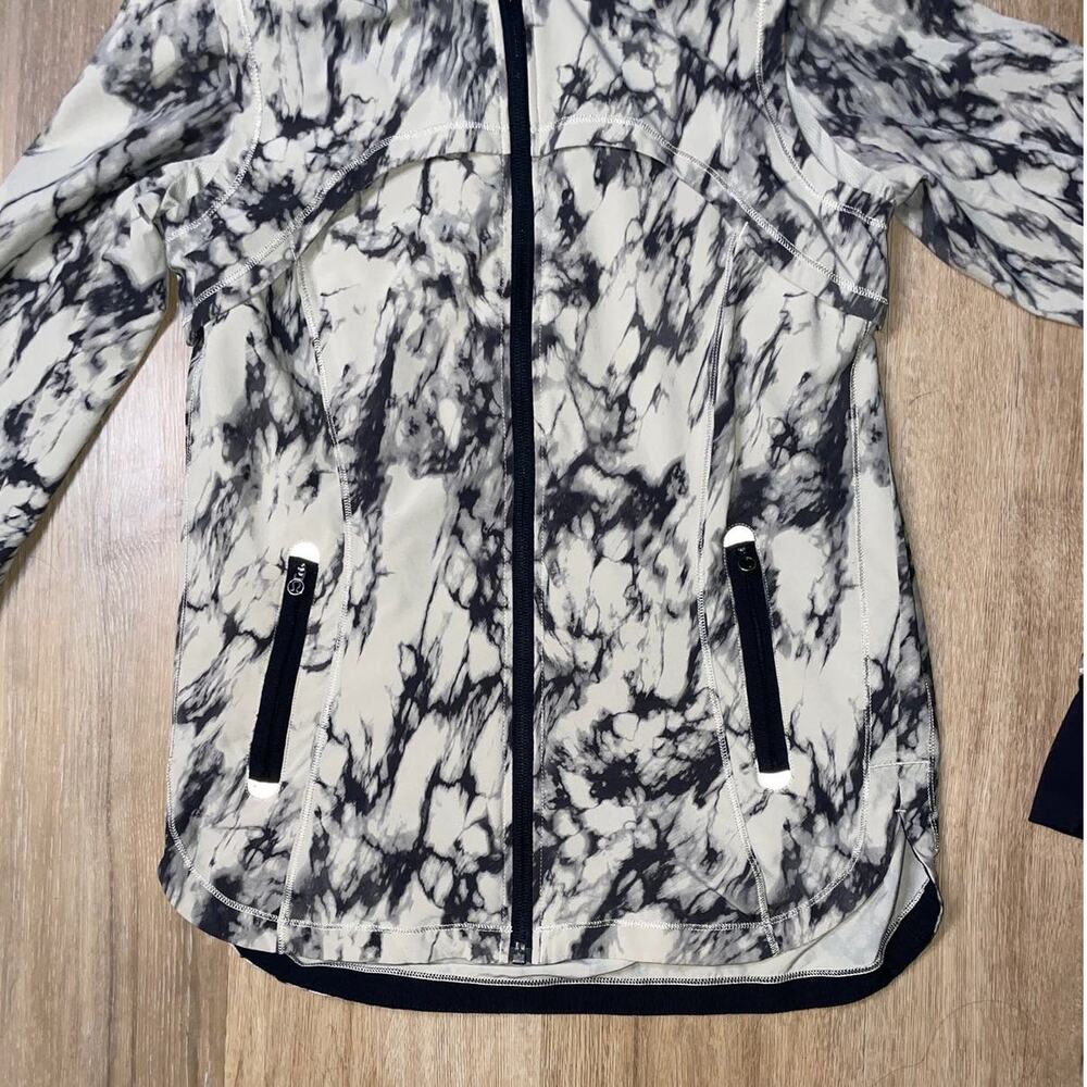 Lululemon Bring Back The Track Jacket - Picture 6 of 16